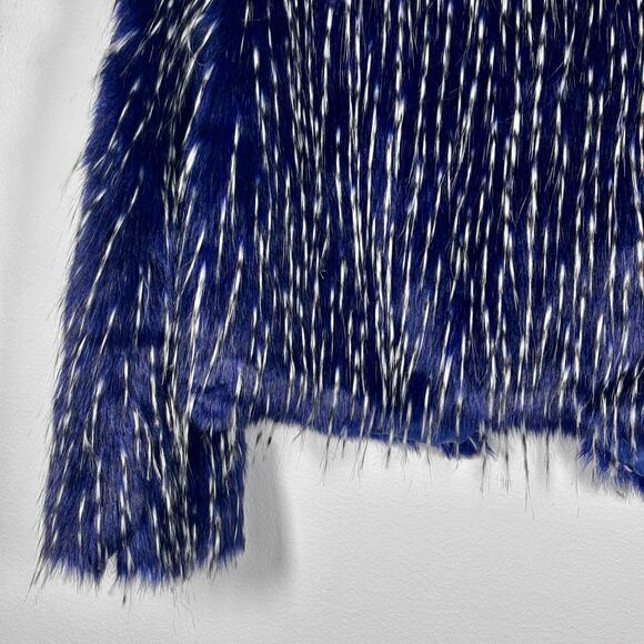 Navy Blue & White Faux Fur Jacket Cardigan Banana U.S.A. Size M Pre-Loved - Picture 10 of 14